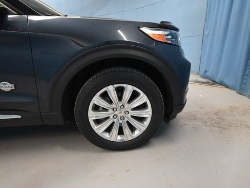 Used 2023 Ford Explorer King Ranch w/ Class IV Trailer Tow Package AWD/4WD image 41