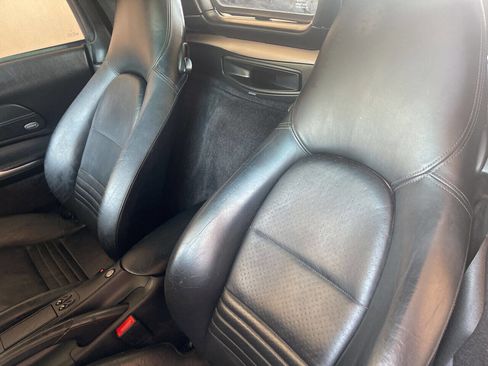 Used 2002 Porsche Boxster S image 15