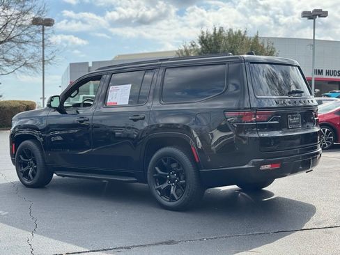 Used 2023 Jeep Wagoneer Series II image 12