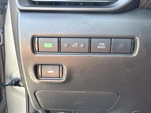 Used 2022 Nissan Sentra S w/ Electronics Package FWD image 31