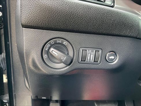 Used 2021 Dodge Challenger GT w/ Blacktop Package RWD image 13