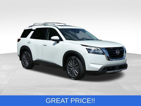 Used 2023 Nissan Pathfinder SL w/ SL Premium Package AWD/4WD image 15