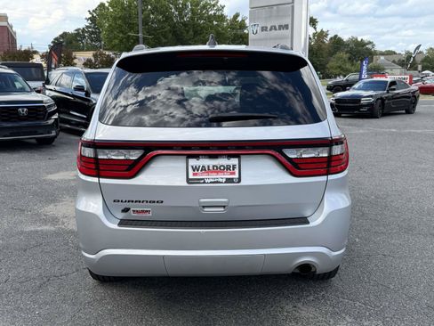 Used 2024 Dodge Durango SXT w/ SXT Blacktop Group AWD/4WD image 4