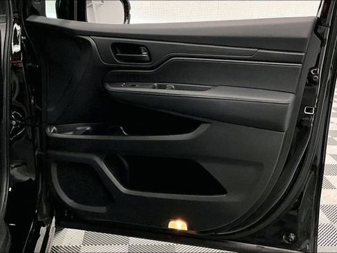 Used 2025 Honda Odyssey Sport-L image 22
