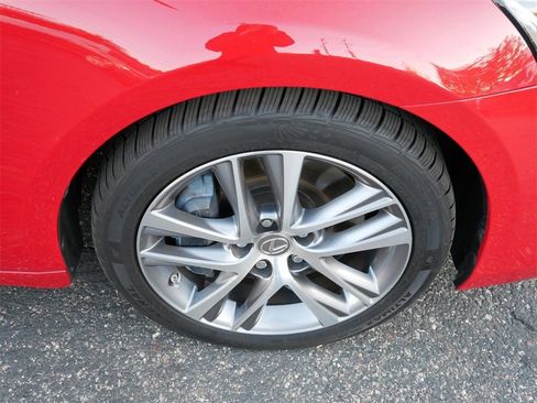 Used 2019 Lexus IS 300 image 7