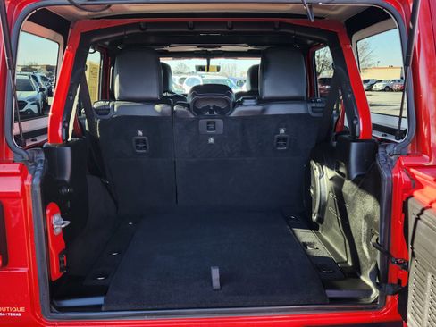 Used 2018 Jeep Wrangler Unlimited Rubicon image 21