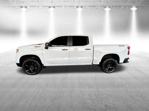 Used 2023 Chevrolet Silverado 1500 LT Trail Boss w/ Protection Package AWD/4WD image 8