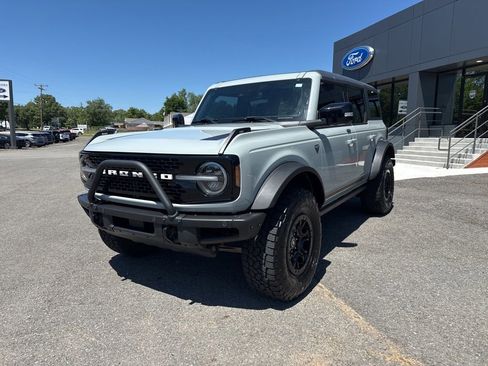 Used 2021 Ford Bronco First Edition AWD/4WD image 2
