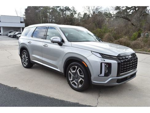 Used 2023 Hyundai Palisade Limited image 6