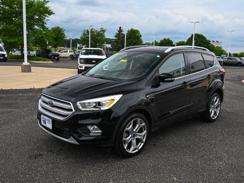 Used 2019 Ford Escape Titanium AWD/4WD image 9