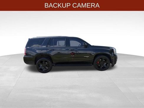 Used 2019 GMC Yukon SLT w/ Graphite Performance Edition AWD/4WD image 8