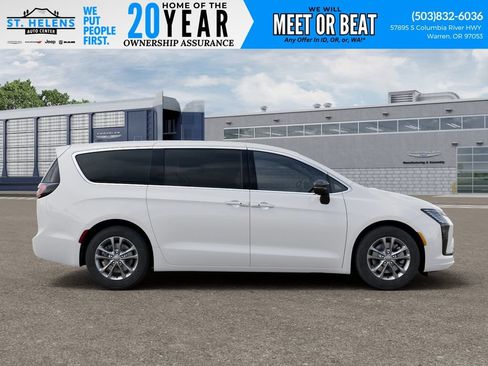 New 2027 Chrysler Pacifica Select AWD/4WD image 24