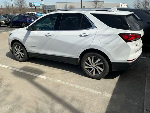 Used 2023 Chevrolet Equinox Premier image 6