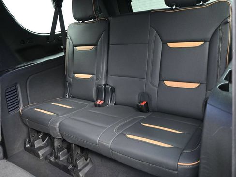 Used 2023 GMC Yukon XL AT4 AWD/4WD image 24