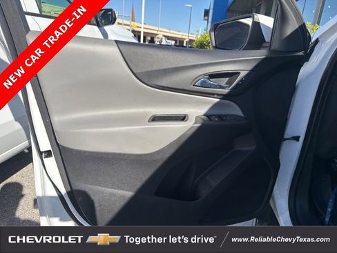 Used 2020 Chevrolet Equinox LT image 20
