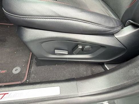 Used 2023 Ford Explorer ST-Line w/ Class IV Trailer Tow Package image 22