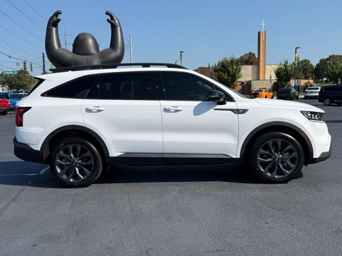 Used 2022 Kia Sorento SX Prestige image 9