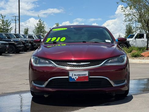 Used 2015 Chrysler 200 Limited w/ Convenience Group FWD image 2