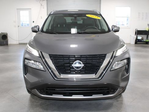 Used 2023 Nissan Rogue SL FWD image 4