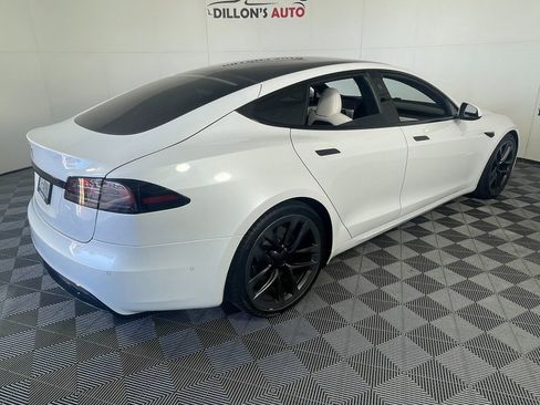 Used 2023 Tesla Model S Standard Range image 9