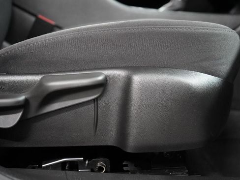 Used 2025 Chevrolet Malibu RS FWD image 22