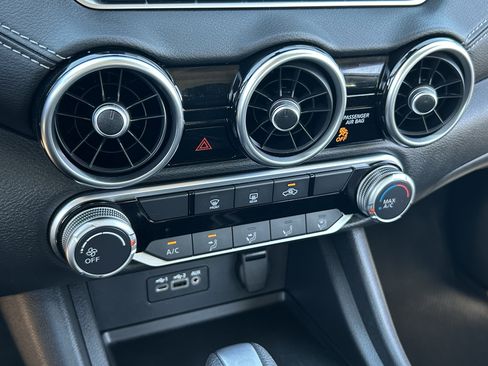 Used 2022 Nissan Sentra SV w/ Trunk Package image 26