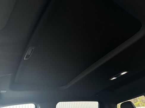 Used 2024 Chevrolet Silverado 3500 High Country w/ High Country Premium Package image 20