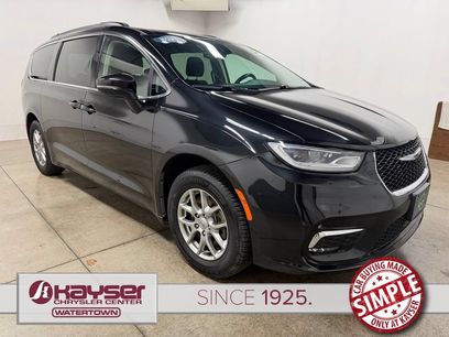 Used 2021 Chrysler Pacifica Touring w/ Cold Weather Group