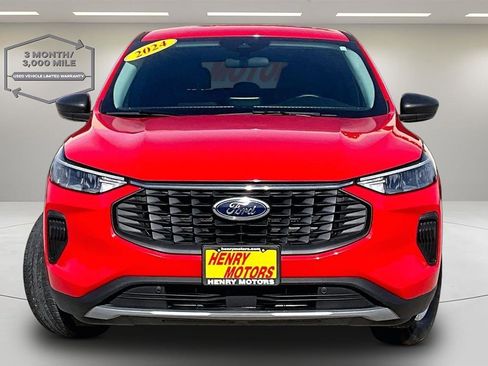 Used 2024 Ford Escape Active image 2