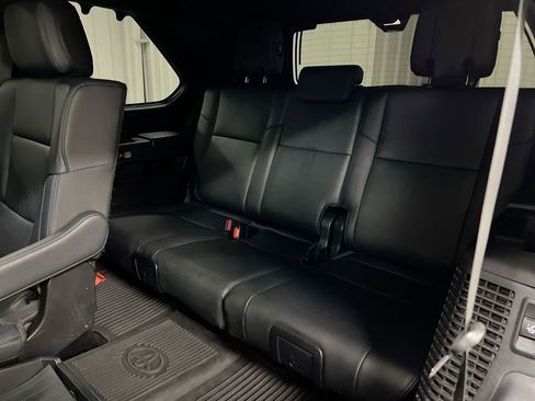 Used 2023 Toyota Sequoia Platinum AWD/4WD image 24