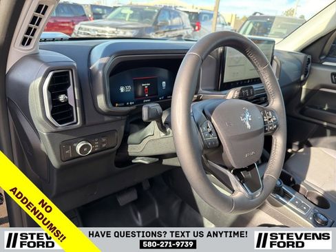 Used 2025 Ford Bronco Sport Badlands image 22