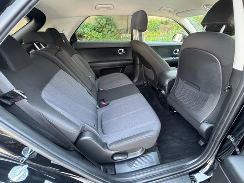Used 2023 Hyundai Ioniq 5 SE image 13