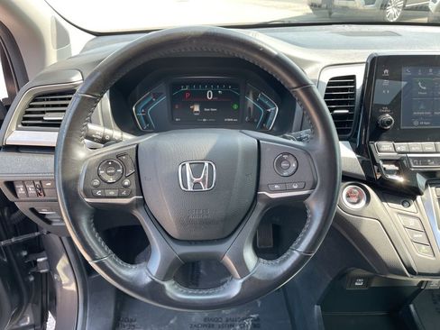 Used 2024 Honda Odyssey EX-L image 12