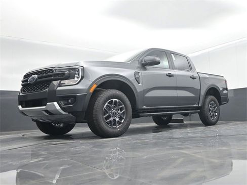 New 2025 Ford Ranger XLT w/ Equipment Group 301A High image 44