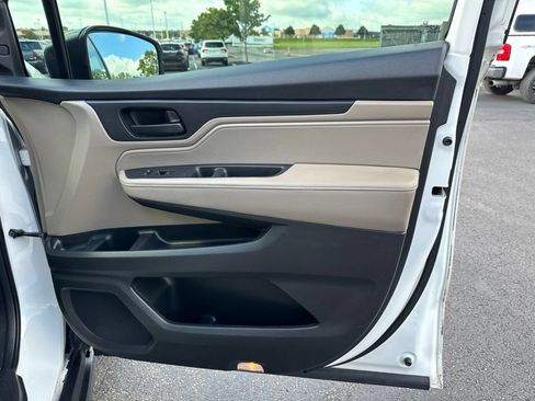 Used 2021 Honda Odyssey EX image 33