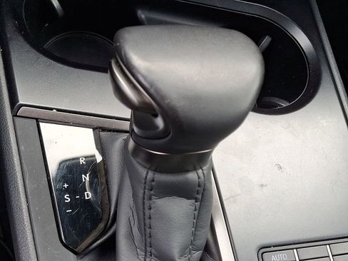 Used 2024 Lexus UX 250h AWD w/ Premium Package image 16