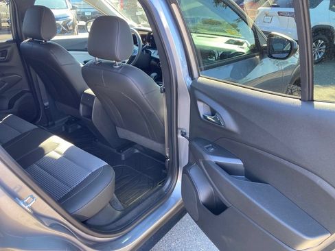 Used 2024 Chevrolet Trax LT w/ Driver Confidence Package FWD image 22
