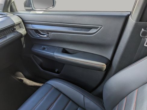 Used 2025 Honda CR-V Sport-L image 16