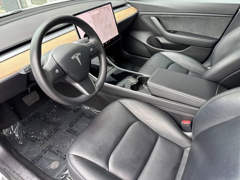 Used 2020 Tesla Model 3 Long Range image 9