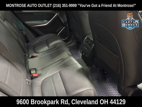 Used 2025 Jaguar F-PACE R-Dynamic S image 46