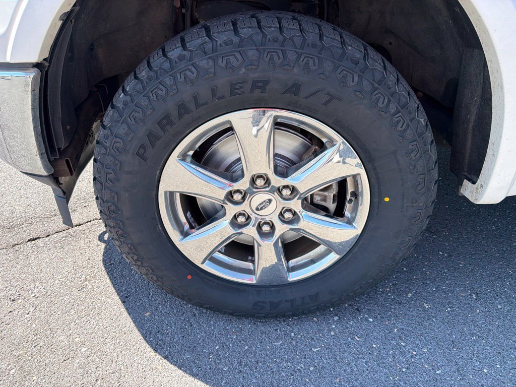Used 2019 Ford F150 Lariat w/ Equipment Group 502A Luxury AWD/4WD image 13