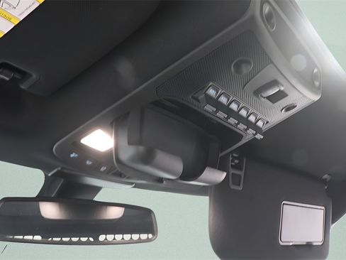 Used 2017 Ford F350 Platinum w/ Platinum Ultimate Package image 17