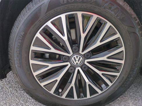 Used 2021 Volkswagen Jetta SE FWD image 22