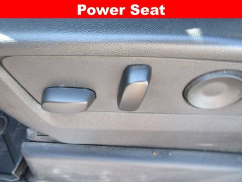 Certified 2024 Chevrolet Suburban Premier AWD/4WD image 31