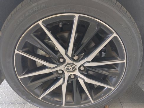 Used 2023 Toyota Camry SE image 31