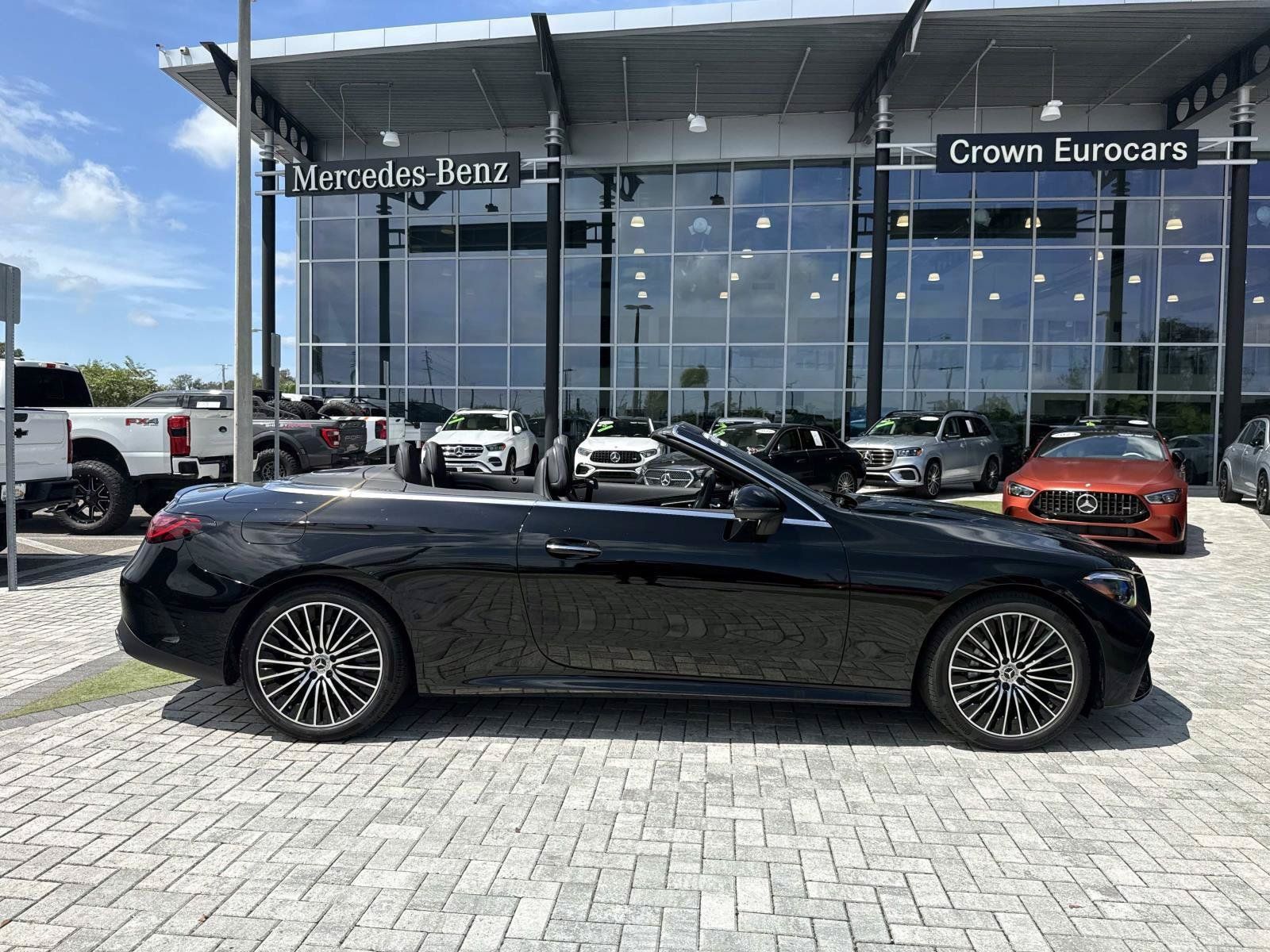 Certified 2024 Mercedes-Benz CLE 300 4MATIC Cabriolet image 6