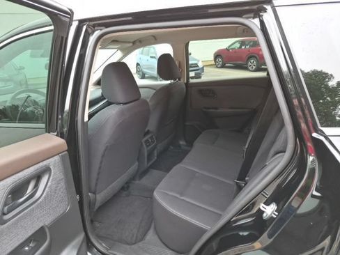 Used 2023 Nissan Rogue S AWD/4WD image 13