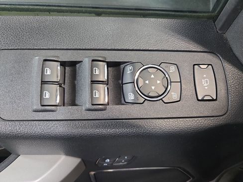 Used 2018 Ford F350 Lariat w/ Lariat Ultimate Package image 30