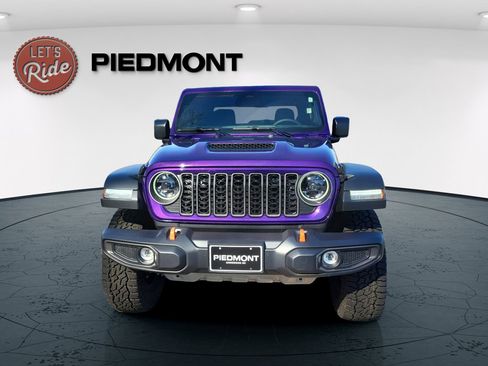 New 2026 Jeep Gladiator Mojave AWD/4WD image 3