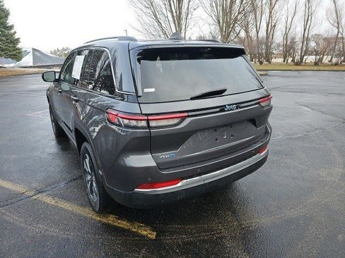 Used 2022 Jeep Grand Cherokee Limited 4xe w/ Luxury Tech Group II image 3